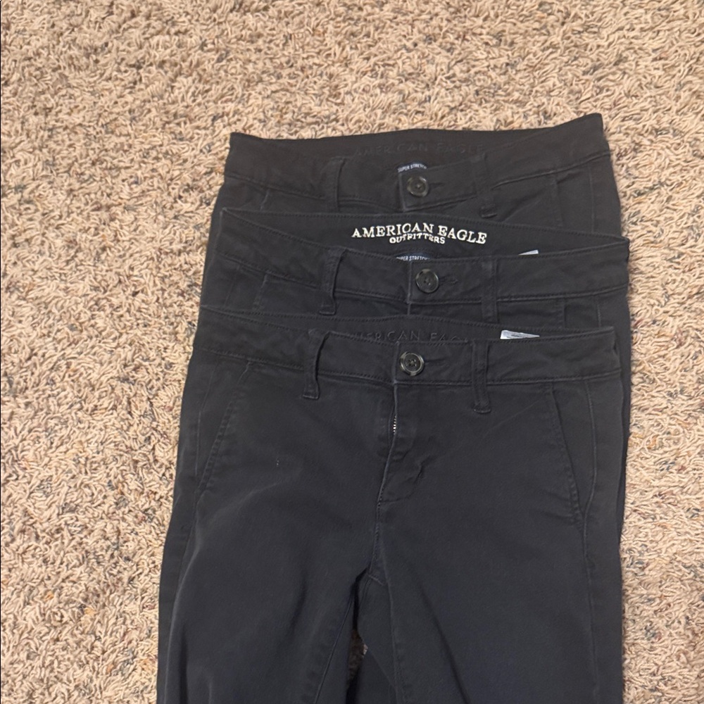American Eagle Outfitters Women's black khaki